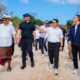 Bupati Badung I Wayan Adi Arnawa bersama Wakil Bupati Bagus Alit Sucipta meninjau proyek pembangunan Jalan Lingkar Barat Badung