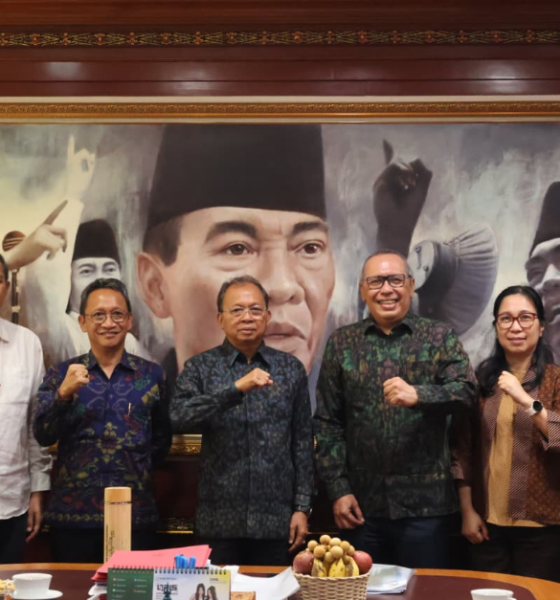 Gubernur Bali Wayan Koster menerima Direktur Jenderal Tata Ruang Kementerian ATR/BPN Suyus Windayana di Kantor Gubernur Bali