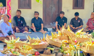 Walikota Denpasar I Gusti Ngurah Jaya Negara melayat ke rumah duka keluarga Veteran Pejuang Dewa Putu Gede dan I Wajan Rudja di Denpasar Timur