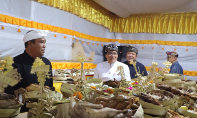 Wagub Bali Giri Prasta menghadiri Upacara Pitra Yadnya Ngaben dan Peroras Kinembulan di Bale Pasamuhan Desa Adat Kubu, Bangli.