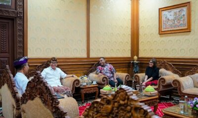 Bupati Badung I Wayan Adi Arnawa menerima kunjungan kerja Bupati Manggarai di Puspem Badung.