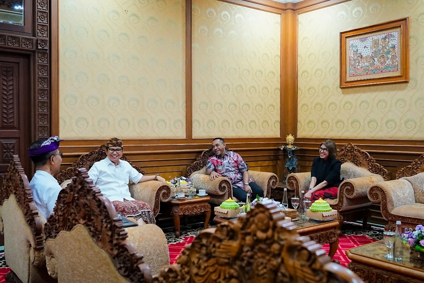 Bupati Badung I Wayan Adi Arnawa menerima kunjungan kerja Bupati Manggarai di Puspem Badung.