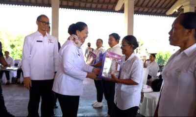 Tim Pembina Posyandu Provinsi Bali menggelar sosialisasi transformasi Posyandu di dua lokasi di Kabupaten Buleleng