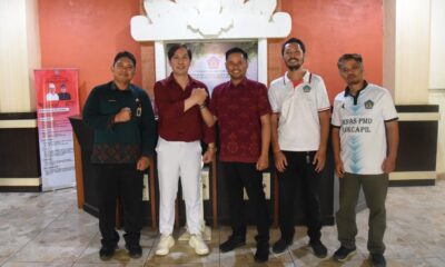 Anggota KPU Provinsi Bali dan jajaran Dukcapil Provinsi Bali dalam kunjungan kerja sinkronisasi data di Denpasar.