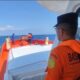 Tim SAR gabungan memperluas area pencarian korban terbakarnya KMP Putri Yasmin di perairan Selat Lombok.