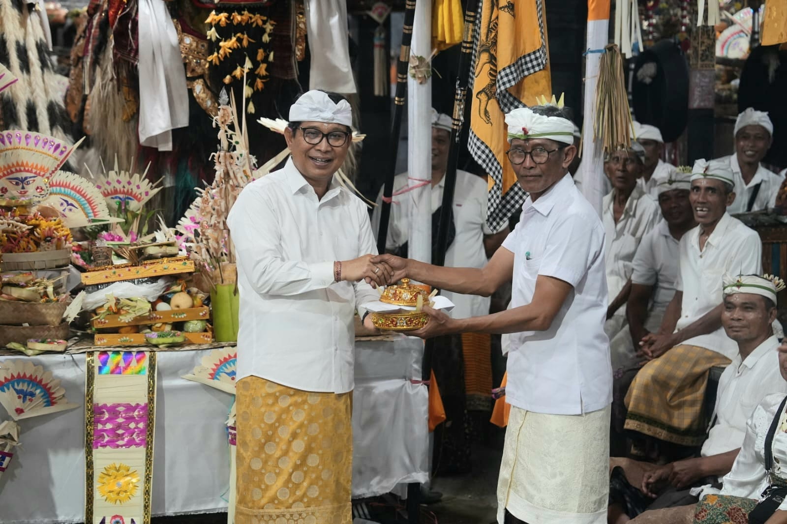 Bupati Badung I Wayan Adi Arnawa menghadiri Karya Piodalan Jelih, Metatah, Mepetik dan Mewinten di Pura Arya Wang Bang Pinatih, Banjar Bantas Kaja, Desa Sibanggede.