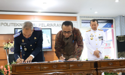 Walikota Denpasar I Gusti Ngurah Jaya Negara menandatangani MoU dengan BPSDMP Kementerian Perhubungan di Politeknik Ilmu Pelayaran Semarang, Jumat (31/7).