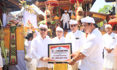 Walikota Denpasar I Gusti Ngurah Jaya Negara menghadiri Karya Pemelaspasan Agung rangkaian Karya Ngenteg Linggih di Pura Dalem Kahyangan Desa Adat Kesiman.