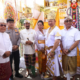 Walikota Denpasar I Gusti Ngurah Jaya Negara bersama Wawali I Kadek Agus Arya Wibawa menghadiri Mapurwa Daksina rangkaian Karya Atma Wedana Maligia di Puri Agung Dangin Puri.