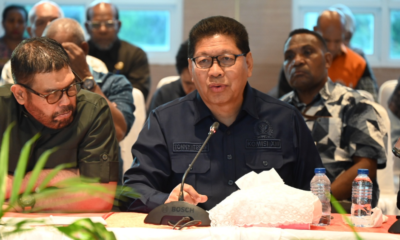 Anggota Baleg DPR RI Tonny Tesar mengikuti Kunjungan Kerja Baleg DPR RI dalam rangka penyusunan RUU Masyarakat Adat di Jayapura, Provinsi Papua.