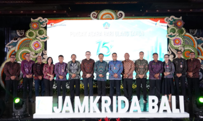 Sekda Bali Dewa Made Indra mewakili Gubernur Koster menghadiri perayaan HUT ke-15 PT Jamkrida Bali Mandara di Gedung Ksirarnawa, Taman Budaya Provinsi Bali.