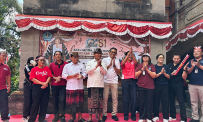 Sekda Kota Denpasar I Gusti Ngurah Eddy Mulya menghadiri perlombaan antar-OPD menyemarakkan HUT Ke-81 RI di halaman Kantor Walikota Denpasar.