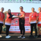 Wakil Walikota Denpasar Arya Wibawa didampingi Sekda Eddy Mulya dan Ketua GOW Ny. Ayu Kristi Arya Wibawa dalam kegiatan Berkibar Run 2026 di Tahura Ngurah Rai.
