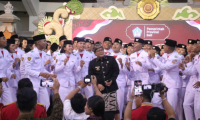 Wakil Gubernur Bali Nyoman Giri Prasta hadir bersama anggota Paskibraka, pelatih, dan orang tua dalam acara ramah tamah di Gedung Wanita Narigraha, Denpasar.