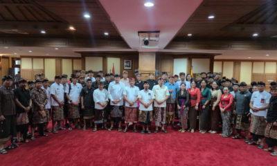 Rapat kerja Pansus DPRD Badung bahas Raperda Pelestarian Seni dan Budaya di ruang Gosana Madya