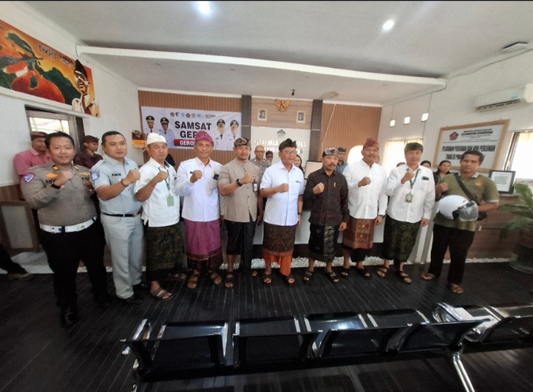 Peresmian layanan Samsat Gerai Kecamatan Gerokgak di Gedung Paten Kantor Camat Gerokgak, Buleleng