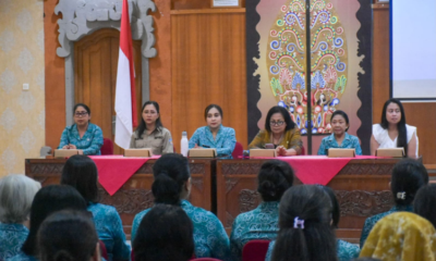 Sekretaris I TP PKK Denpasar Ayu Kristi Arya Wibawa hadiri Sosialisasi Keluarga Sehat Tanggap Tangguh Bencana di Gedung Santi Graha