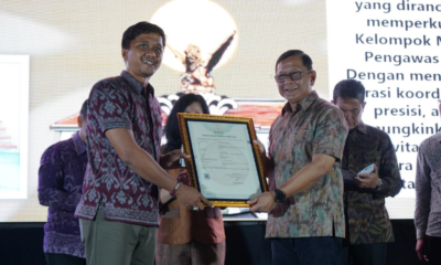 Penyerahan sertifikat HKI di Buleleng Festival 2026