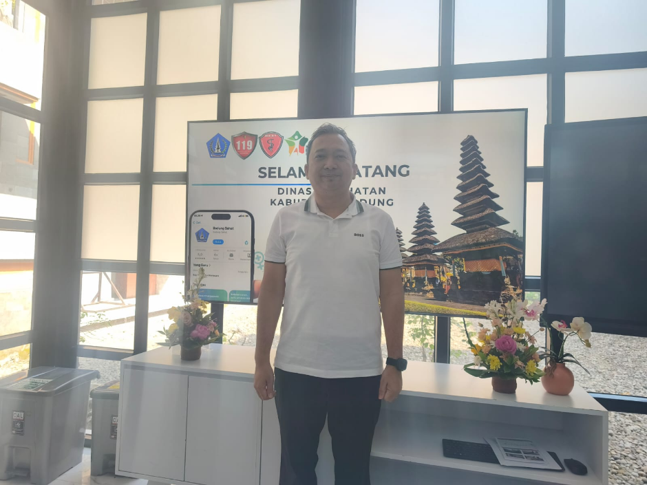 Kepala Dinkes Badung Bagus Padma Puspita jelaskan layanan Aplikasi Badung Sehat yang siaga 24 jam