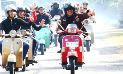 Bupati Tabanan I Komang Gede Sanjaya mengikuti Touring Motor Batur Agung Kerambitan (TOMBAK) berkolaborasi dengan Bali Willys Club di Puri Gede Kerambitan.