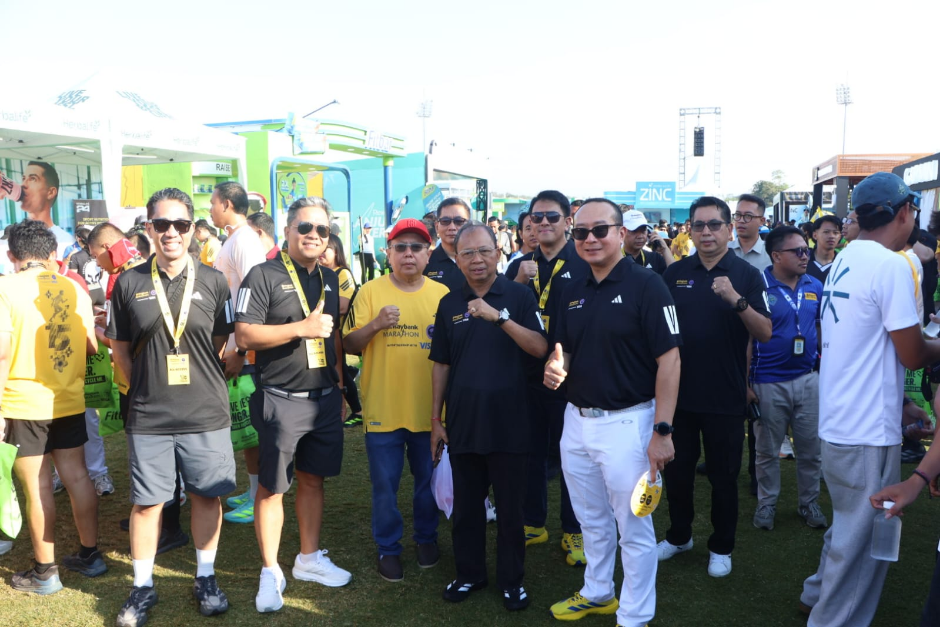 Gubernur Bali Wayan Koster menghadiri Maybank Marathon 2026 di Bali United Training Center, Kabupaten Gianyar.