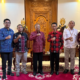 Gubernur Bali Wayan Koster menerima Bupati Wakatobi Haliana di Rumah Jabatan Jaya Sabha, Denpasar.