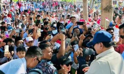 Presiden Prabowo Subianto disambut antusias warga Jembrana saat groundbreaking proyek PLTS Gilimanuk berkapasitas 100 Gwp di Kelurahan Gilimanuk, Jembrana.