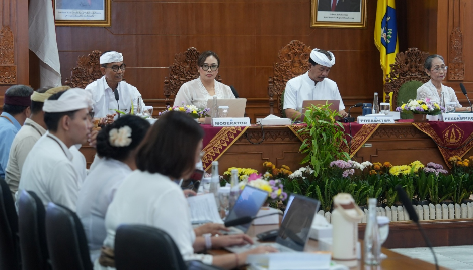 Tim Verifikasi Mangupura Award 2026 melakukan verifikasi faktual di Sekretariat Daerah Kabupaten Badung, Ruang Kriya Gosana, Puspem Badung.