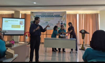 Suasana kegiatan pengabdian masyarakat Tim Poltekkes Kemenkes Denpasar dalam pelatihan kader Posyandu di Desa Kesiman Kertalangu, Denpasar Timur.