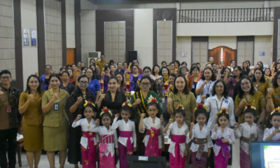 Bunda PAUD Kota Denpasar Ny. Sagung Antari Jaya Negara bersama Ketua Pokja Bunda PAUD Kota Denpasar Ny. Ayu Kristi Arya Wibawa menghadiri Sosialisasi Kebijakan PAUD Holistik Integratif di BPMP Provinsi Bali.