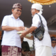 Serahkan Bantuan Ngaben Massal Buleleng