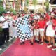 Sekda Denpasar I Gusti Ngurah Eddy Mulya melepas peserta Fun Walk Yayasan Pendidikan Karang Gede di Denpasar, Sabtu (16/8).