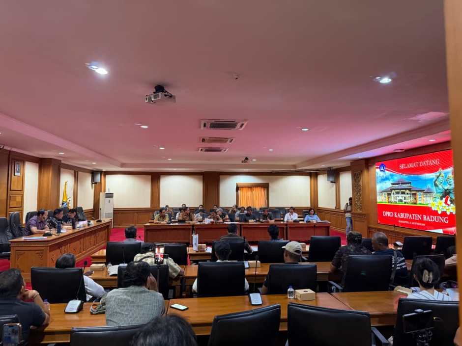 Raker Komisi I Bahas Munggu