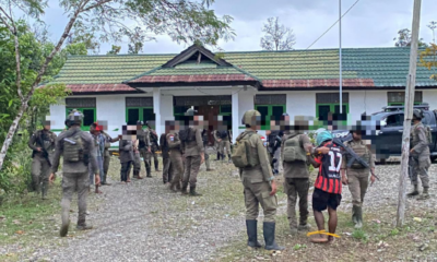 Personel gabungan Satgas Kepolisian Operasi Damai Cartenz-2026 bersama Polres Yahukimo melakukan penindakan terhadap kelompok bersenjata KKB Batalyon Eden Sawi di kawasan Kantor KPU Lama, Distrik Dekai, Kabupaten Yahukimo, Selasa (1/9/2026).