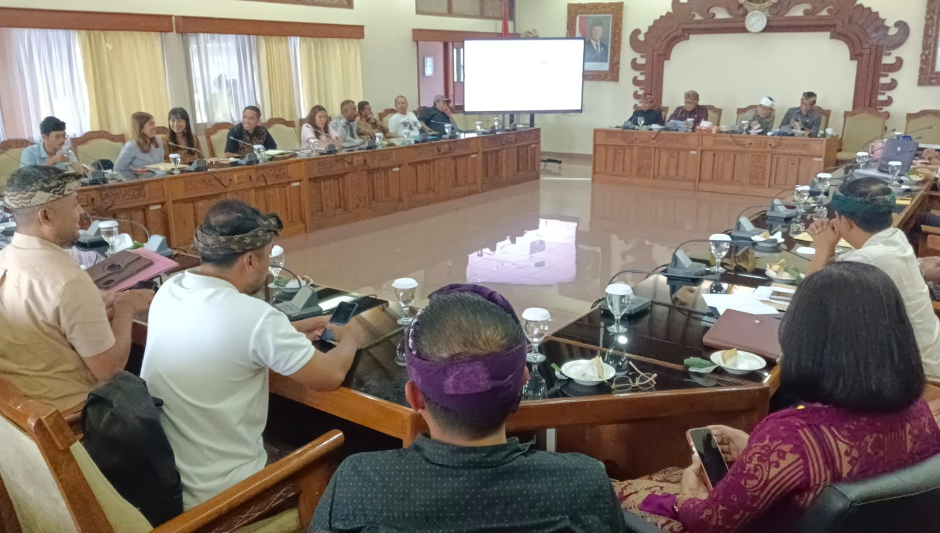 RDP Pansus TRAP DPRD Bali Soroti Dermaga PT Pasir Toya Anyar