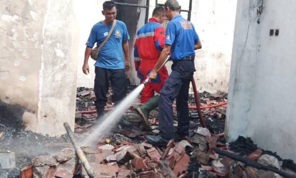 Damkar Buleleng Tangani Enam Kebakaran dalam Sehari