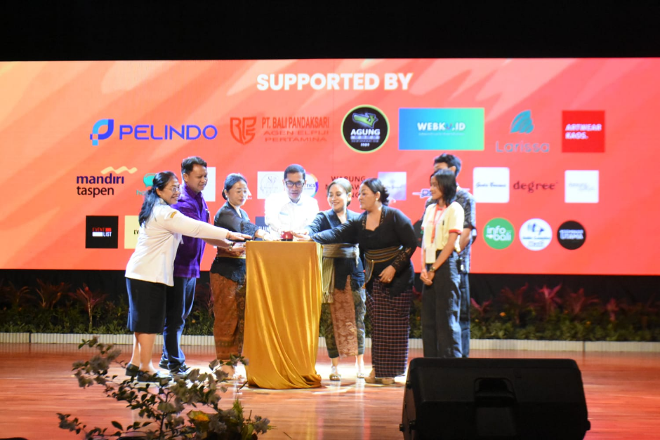 Sekda Eddy Mulia Buka YOUNITE Festival Volume 1