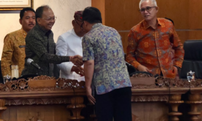 Gubernur Koster Hadiri Rapat Paripurna ke-50 DPRD Bali
