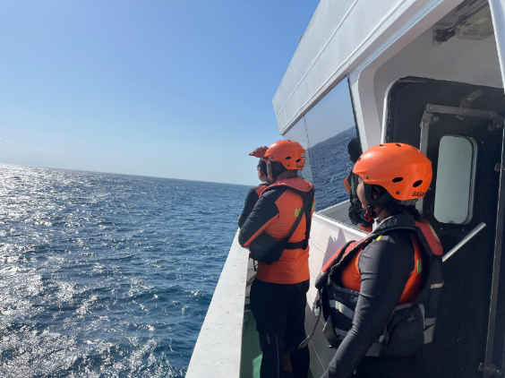 Pencarian Hari Ketiga Korban Speed Boat Manta Point