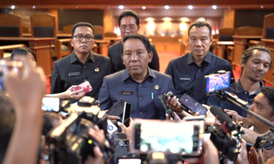 Ketua DPRD Badung Anom Gumanti Beri Keterangan Usai Paripurna