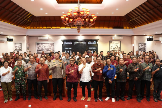 Bupati Sanjaya Buka Pelatihan Kehumasan PWI Tabanan