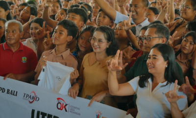 Rasniathi Adi Arnawa Buka Sosialisasi Literasi Digital di SMPN 2 Mengwi