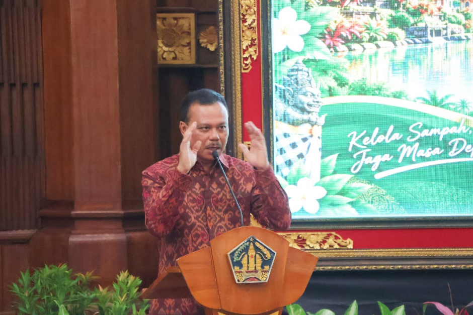 Sekda Dewa Indra Bacakan Sambutan Gubernur di Dialog Kenegaraan DPD RI