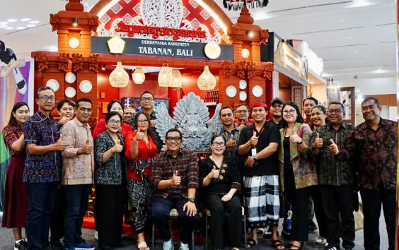 Bupati Sanjaya dan Dekranasda Tabanan Hadiri Kriyanusa 2026