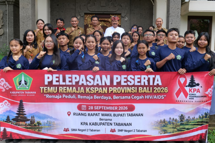 Wabup Dirga Lepas Peserta KSPAN Tabanan ke Muspa Bali
