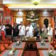 Bupati Tabanan I Komang Gede Sanjaya menerima audiensi Tim KPK dalam monitoring pencegahan korupsi di Ruang Rapat Bupati Tabanan