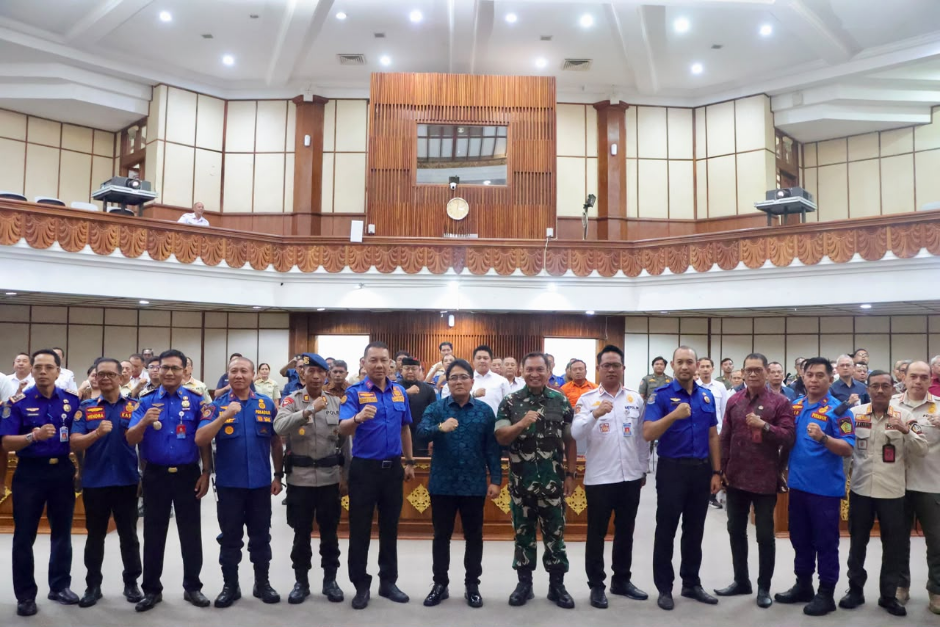 Wagub Giri Prasta Dorong Samasta Raksa Bali