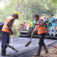 Pengaspalan Jalan Dencarik–Munduk di Desa Pedawa