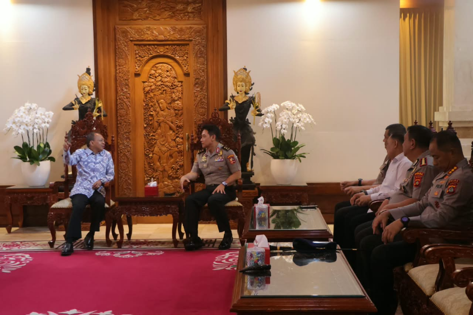 Gubernur Koster Terima Pamit Kapolda Bali