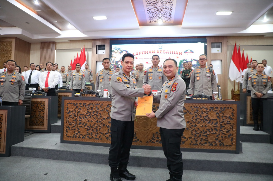 Laporan Kesatuan dan Sertijab Kapolda Bali di Mapolda